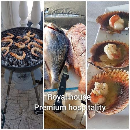 ネア・ムダニアRoyal Houseアパートメント エクステリア 写真