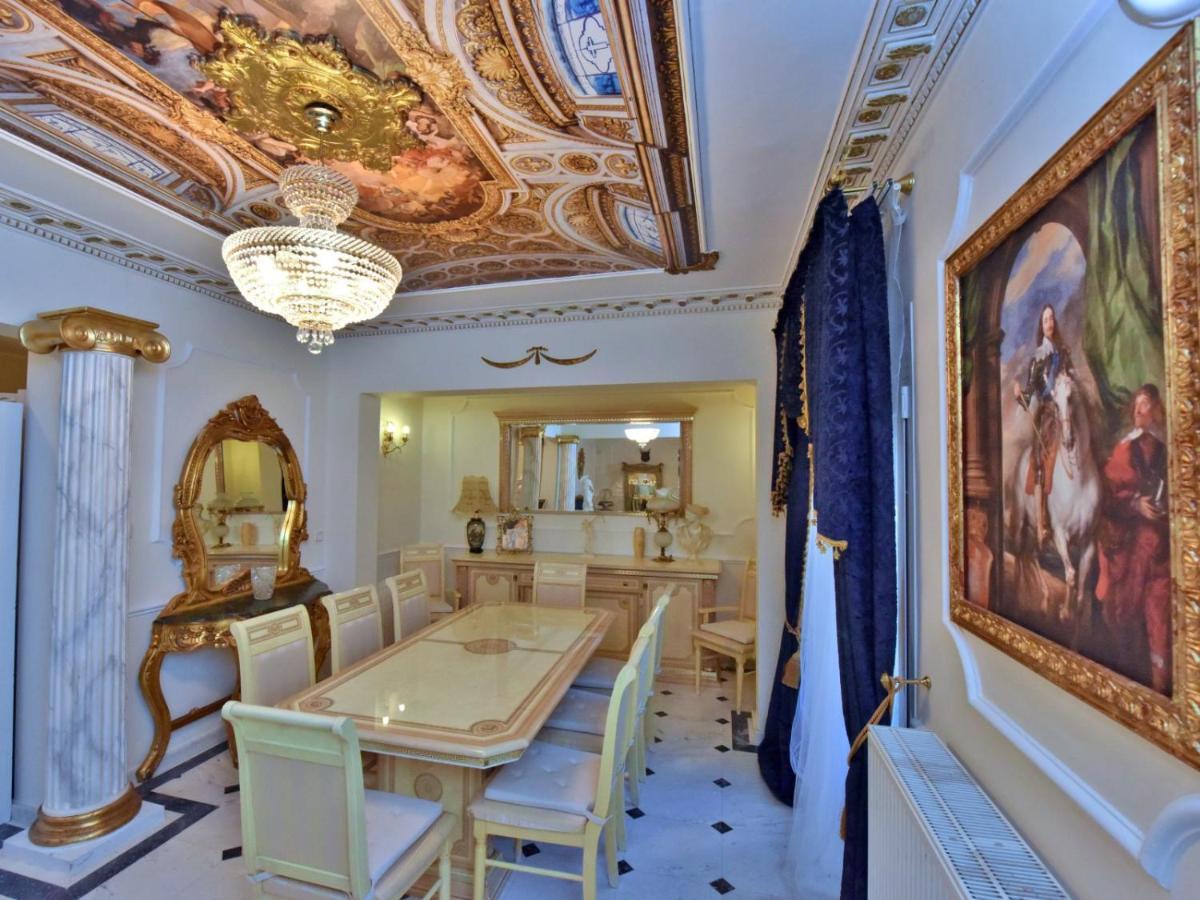 ネア・ムダニアRoyal Houseアパートメント エクステリア 写真