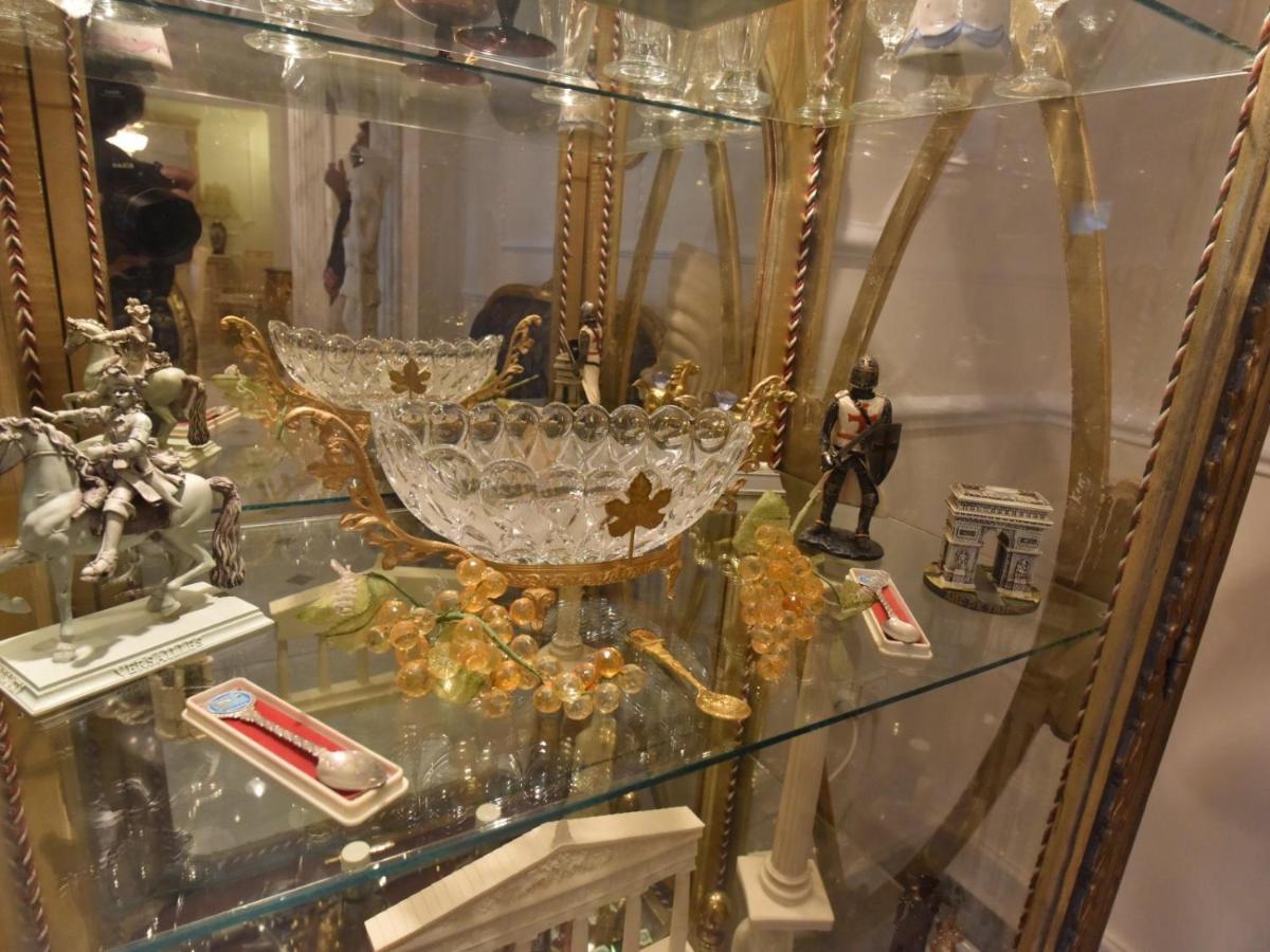 ネア・ムダニアRoyal Houseアパートメント エクステリア 写真