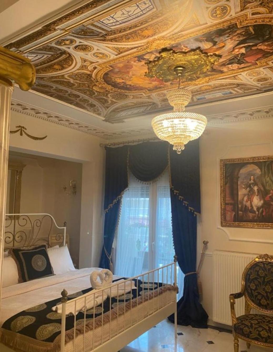ネア・ムダニアRoyal Houseアパートメント エクステリア 写真